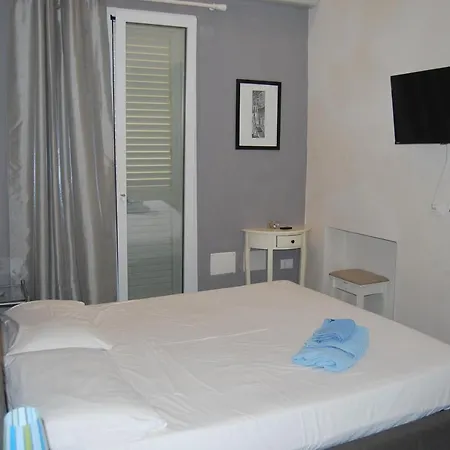 Monolocale Casa Vacanze Holiday home *